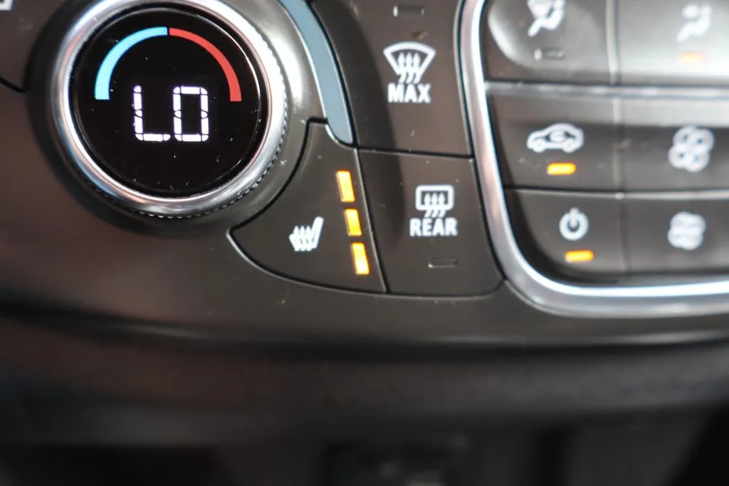 2023 Chevrolet Traverse Premier - Photo 30