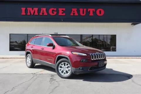 Red 2018 Jeep Cherokee Latitude Plus for sale in West Jordan, UT