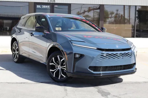 Photos of 2025 Toyota Crown Signia XLE for sale in West Jordan, UT at Image Auto