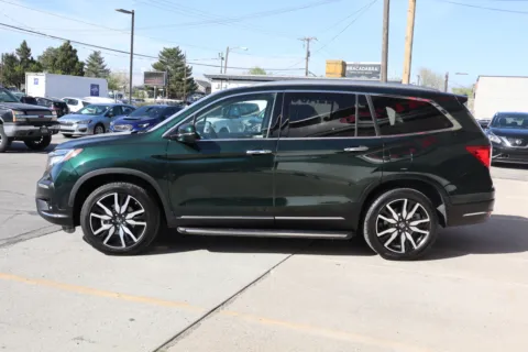 More photos of 2019 Honda Pilot Touring 8-Passenger at Image Auto, UT