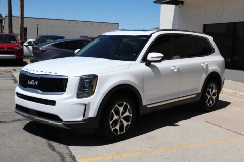 More photos of 2020 Kia Telluride EX at Image Auto, UT