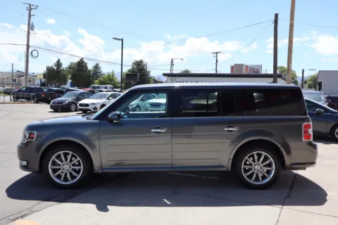 More photos of 2019 Ford Flex Limited at Image Auto, UT