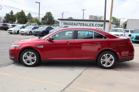 More photos of 2018 Ford Taurus SEL at Image Auto, UT