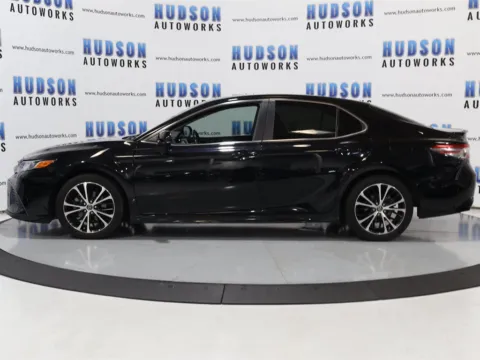 Another view of 2018 Toyota Camry SE for sale in Greensboro, NC at Hudson Autoworks