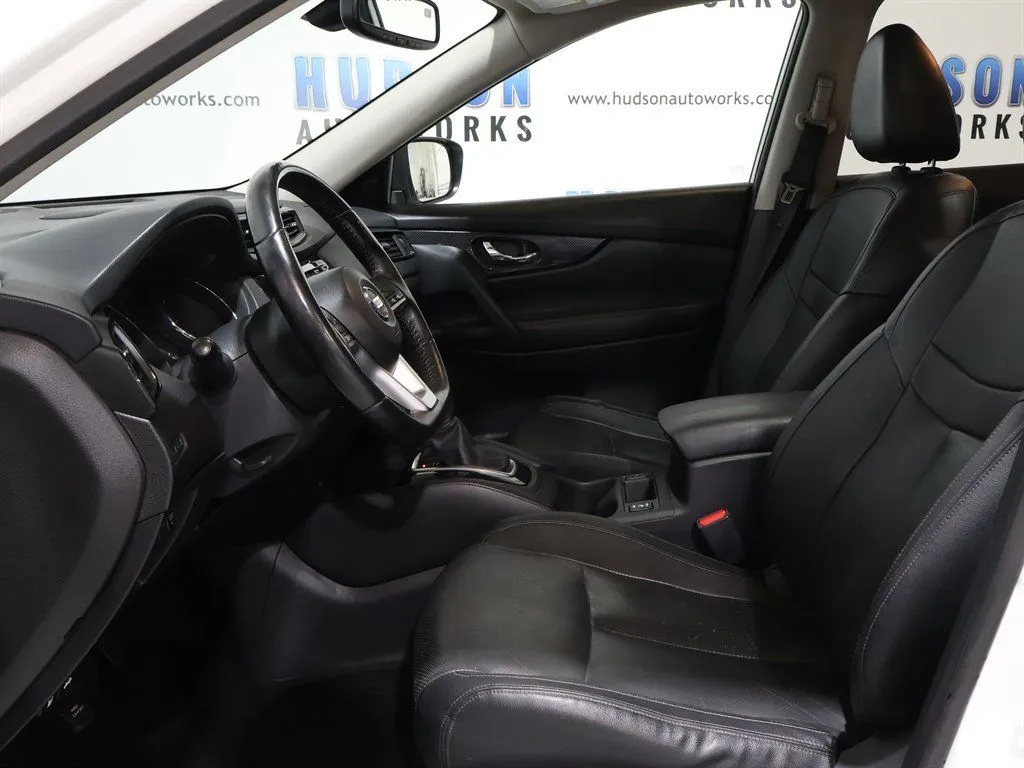 2017 Nissan Rogue SL - Photo 13