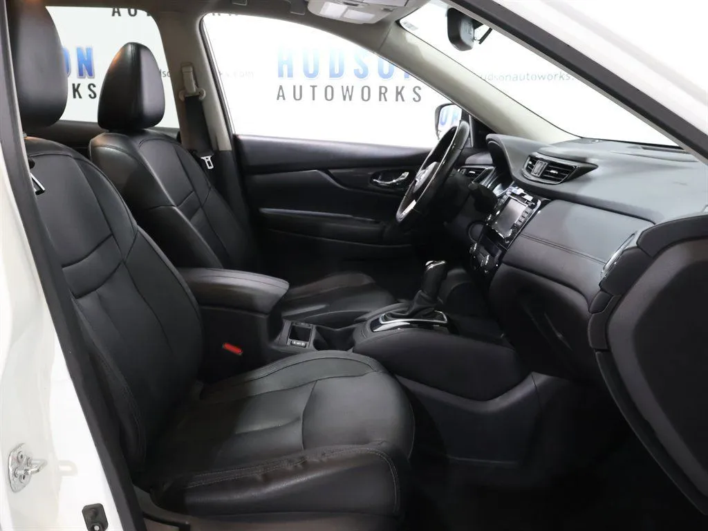 2017 Nissan Rogue SL - Photo 27