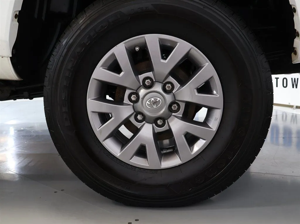 2018 Toyota Tacoma SR5 - Photo 34