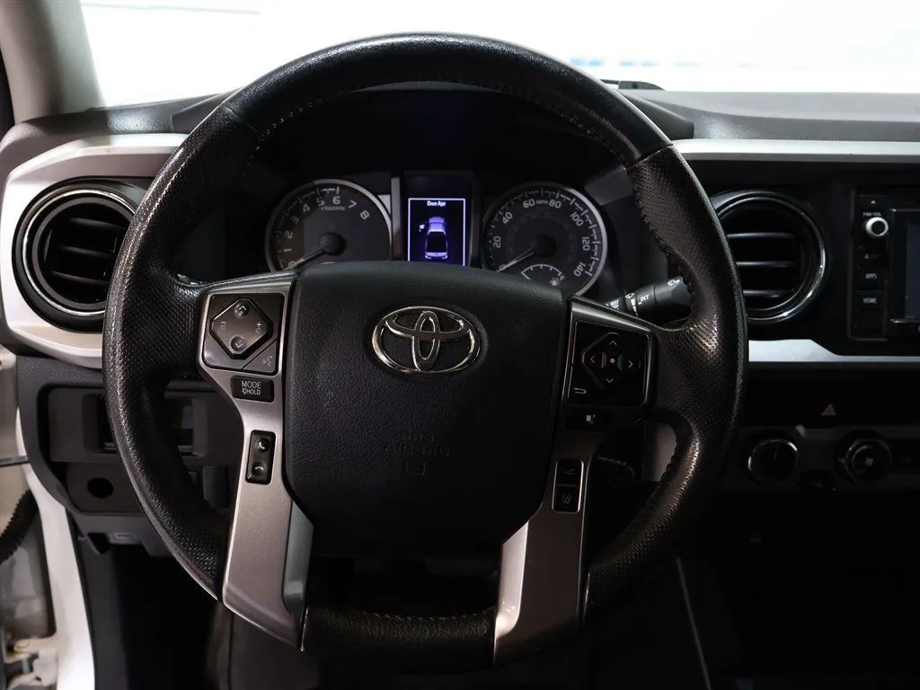 2018 Toyota Tacoma SR5 - Photo 15