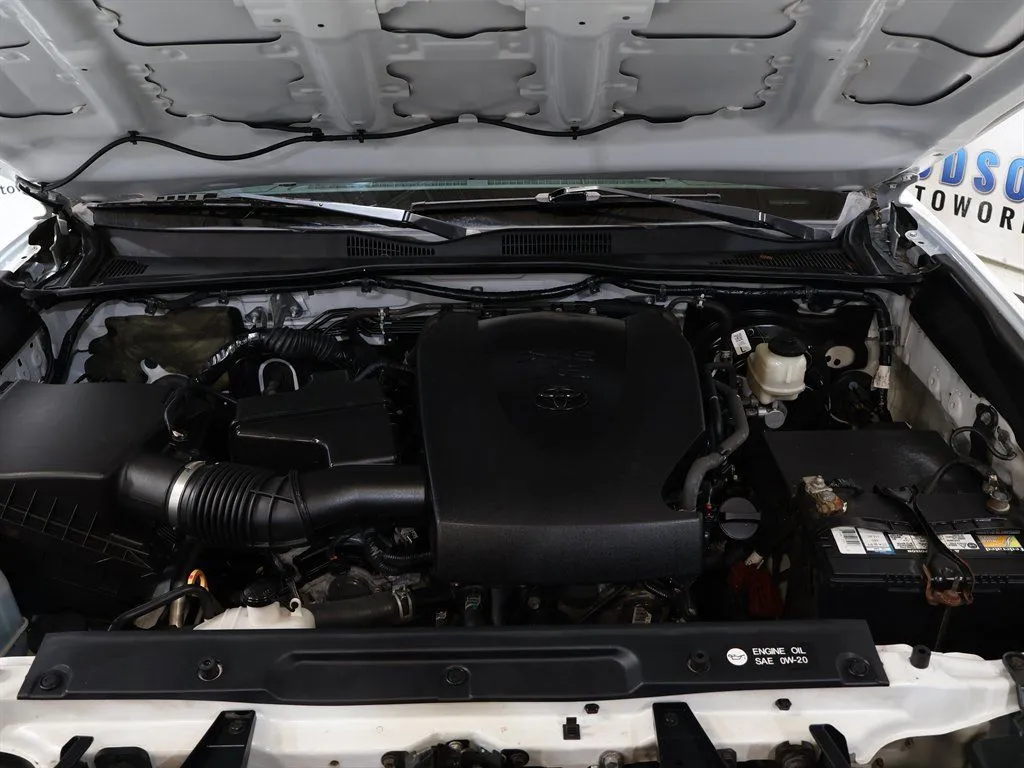 2018 Toyota Tacoma SR5 - Photo 31