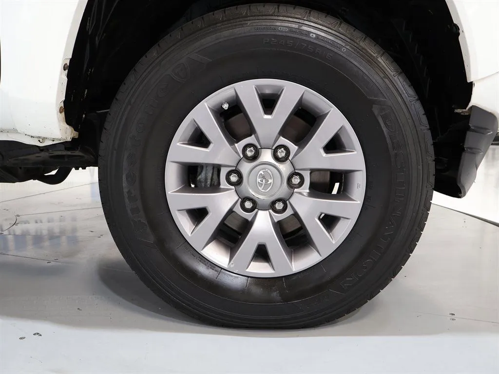 2018 Toyota Tacoma SR5 - Photo 36