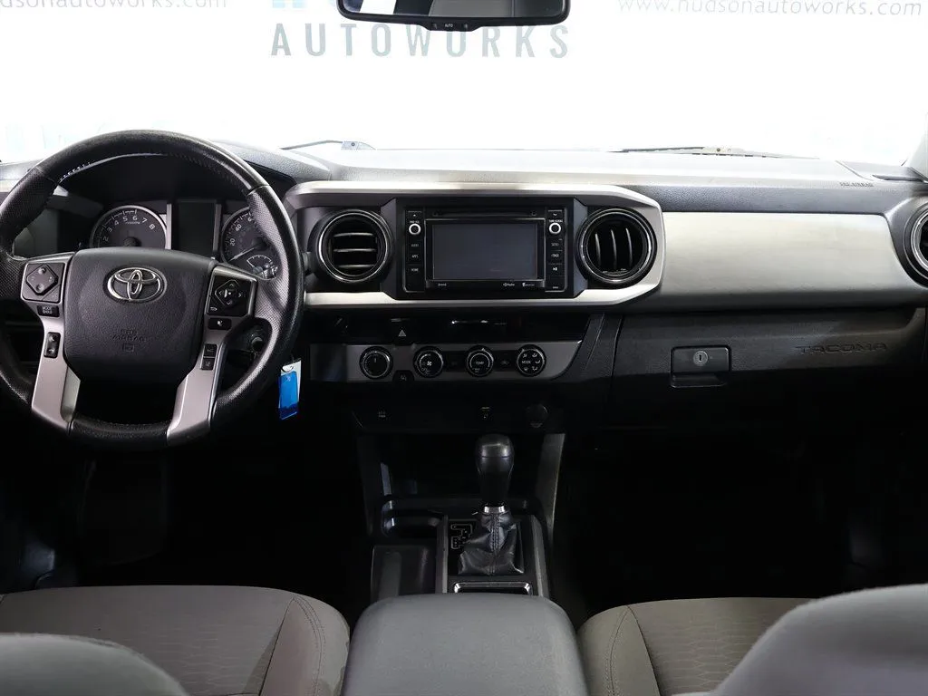 2018 Toyota Tacoma SR5 - Photo 26