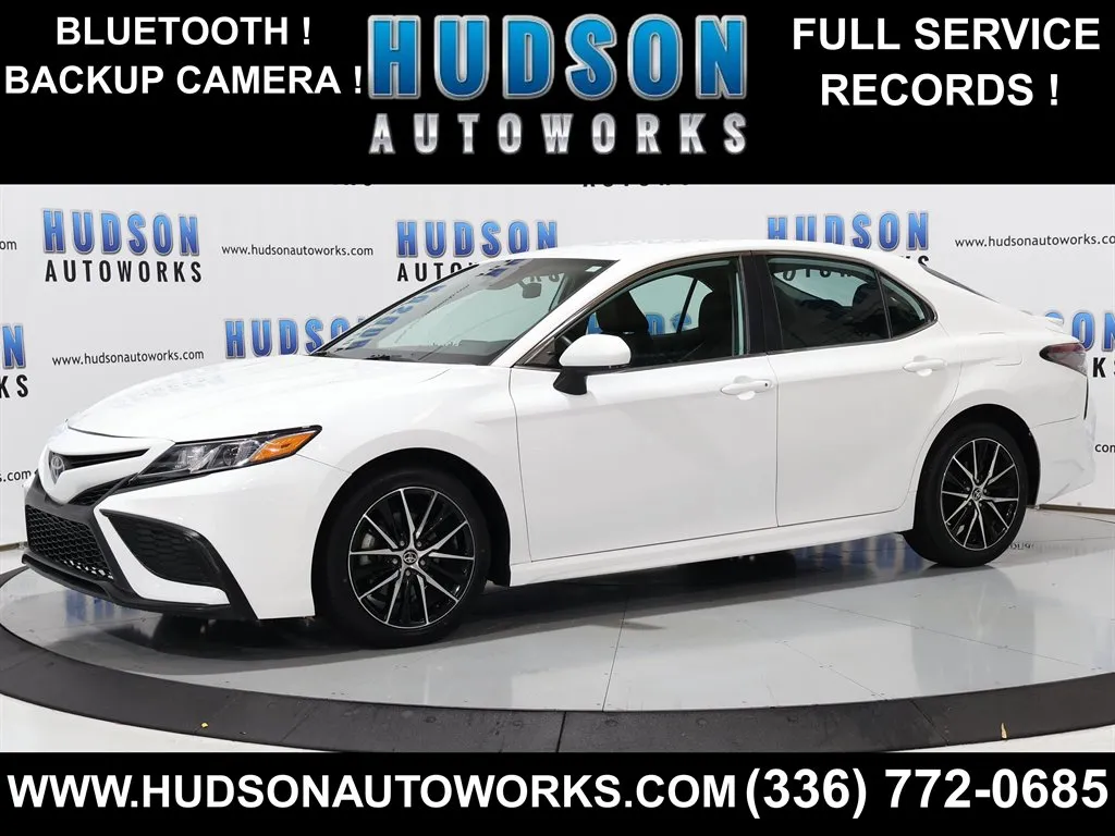 White 2021 Toyota Camry SE for sale in Greensboro, NC