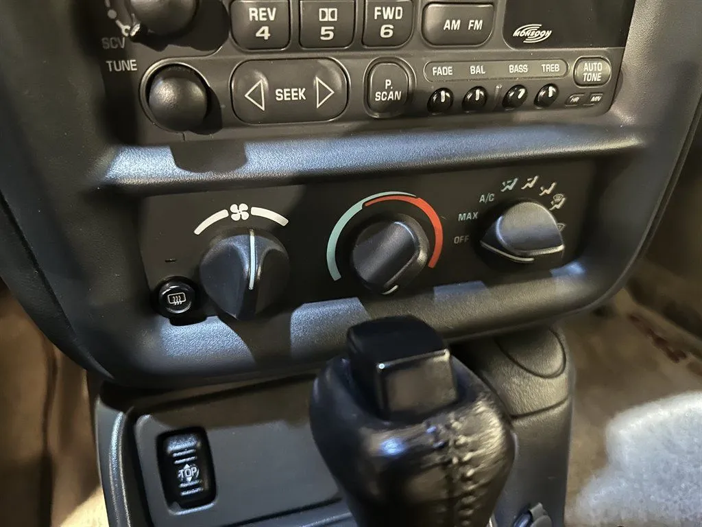 1999 Chevrolet Camaro Z28 - Photo 29