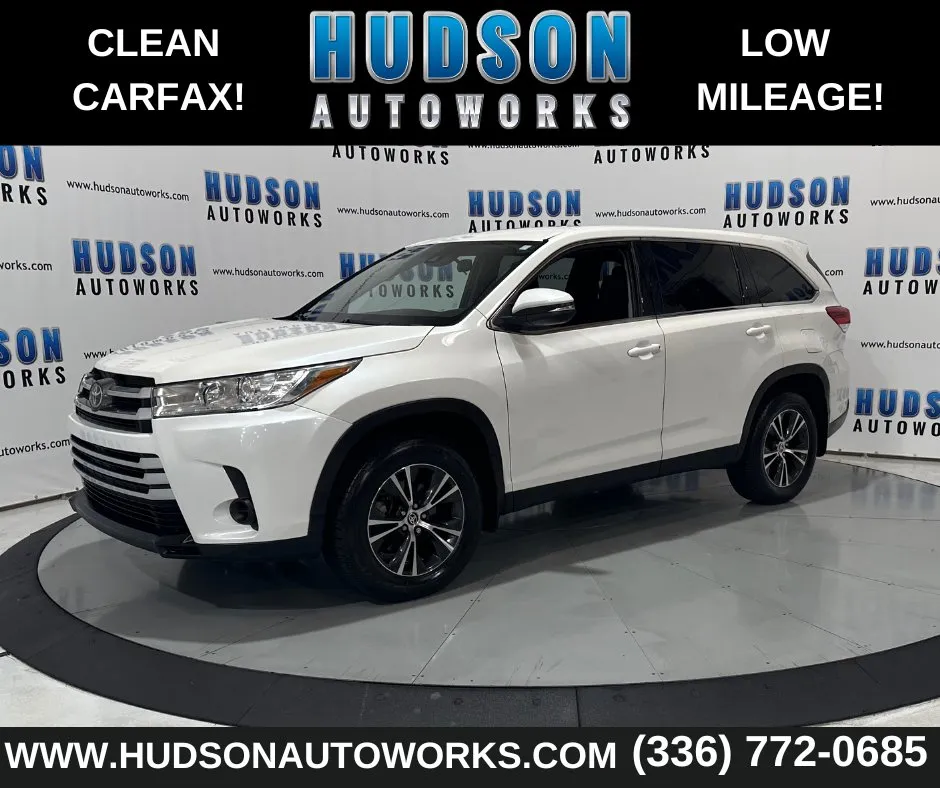 White 2019 Toyota Highlander LE for sale in Greensboro, NC