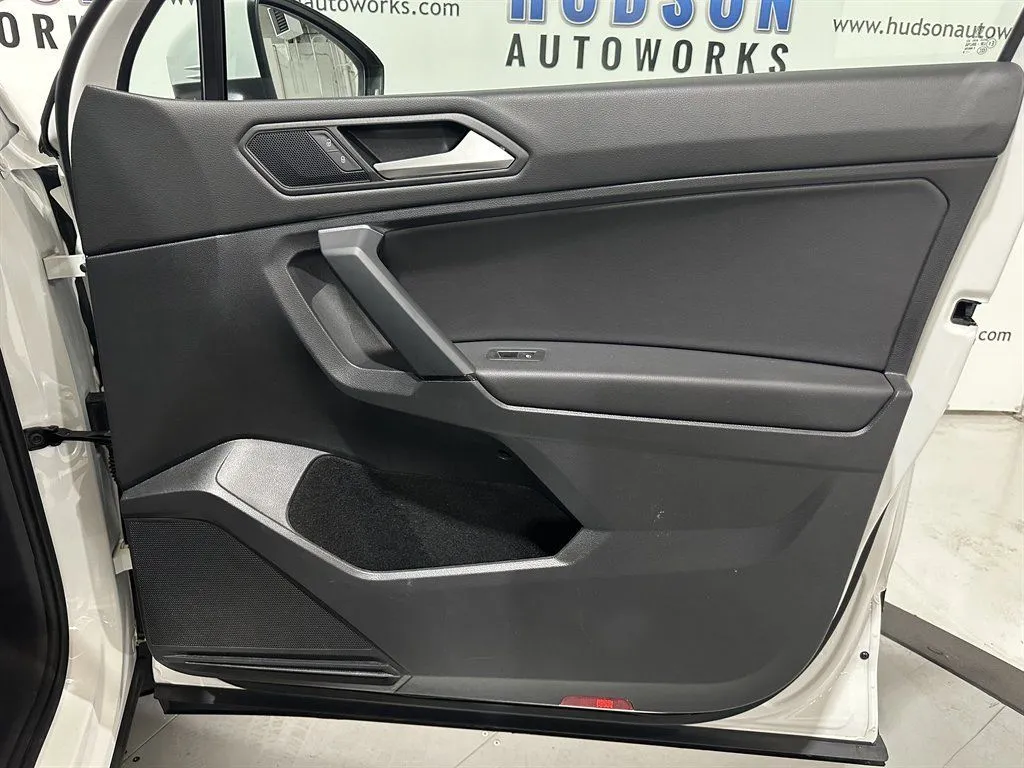2019 Volkswagen Tiguan SE - Photo 28