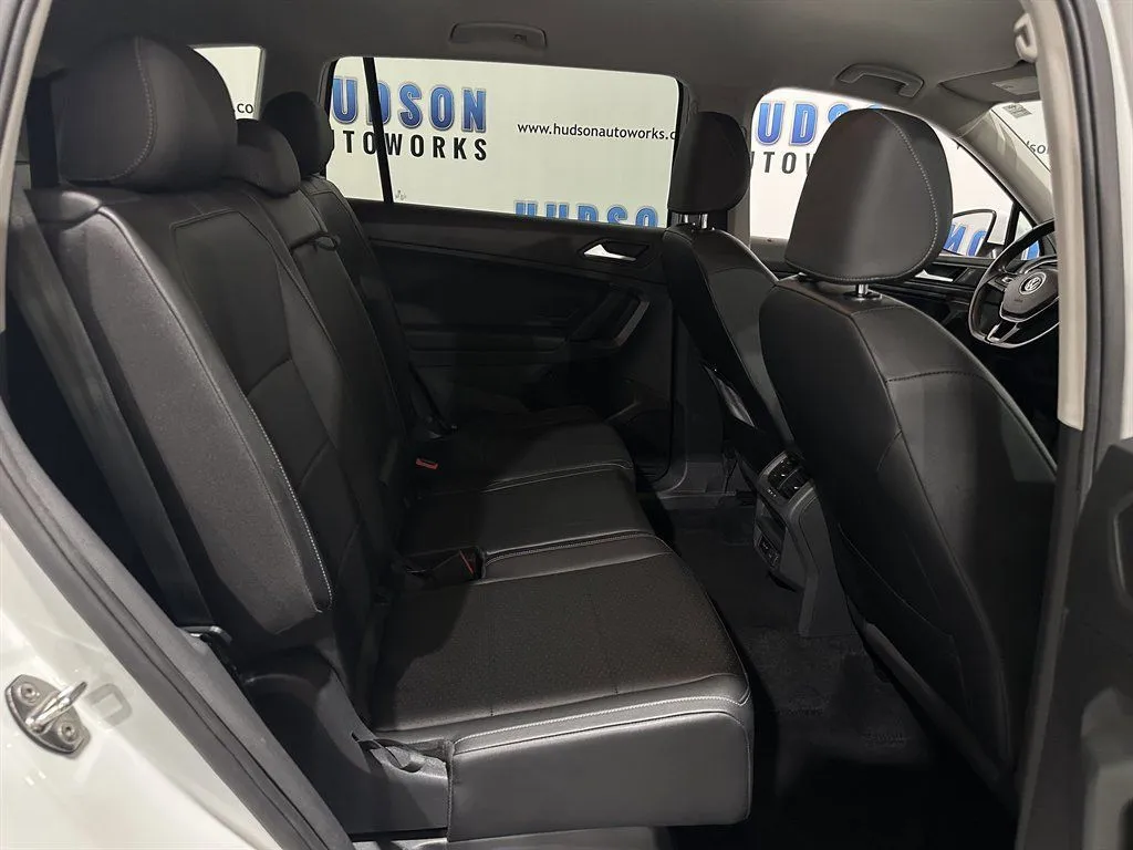 2019 Volkswagen Tiguan SE - Photo 24