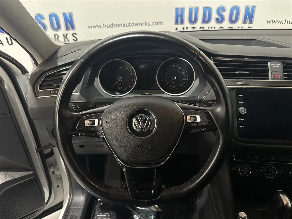 2019 Volkswagen Tiguan SE - Photo 18