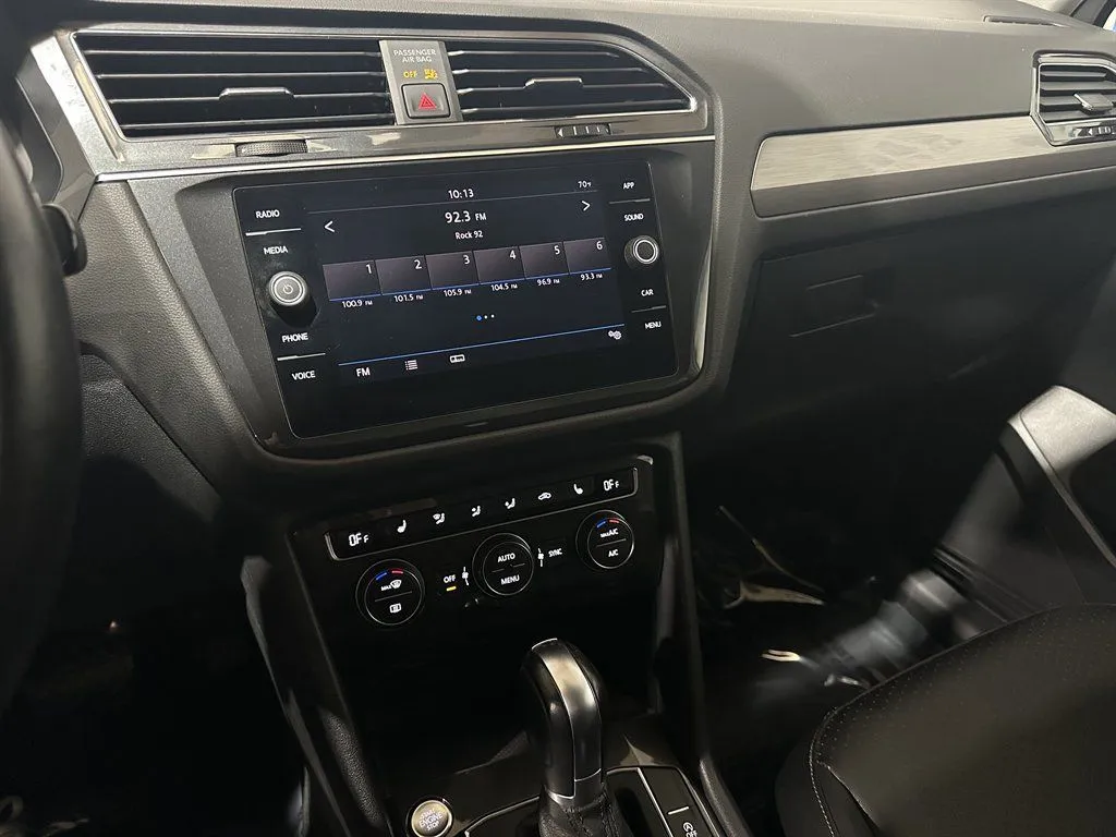 2019 Volkswagen Tiguan SE - Photo 19