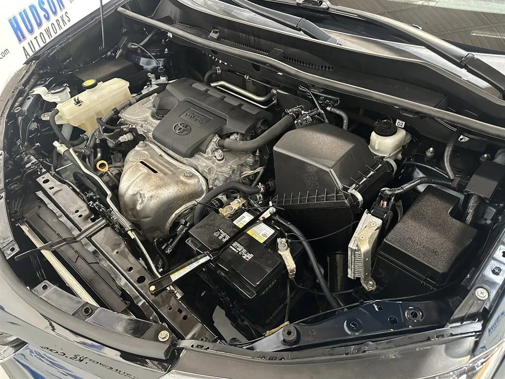 2017 Toyota RAV4 XLE - Photo 35