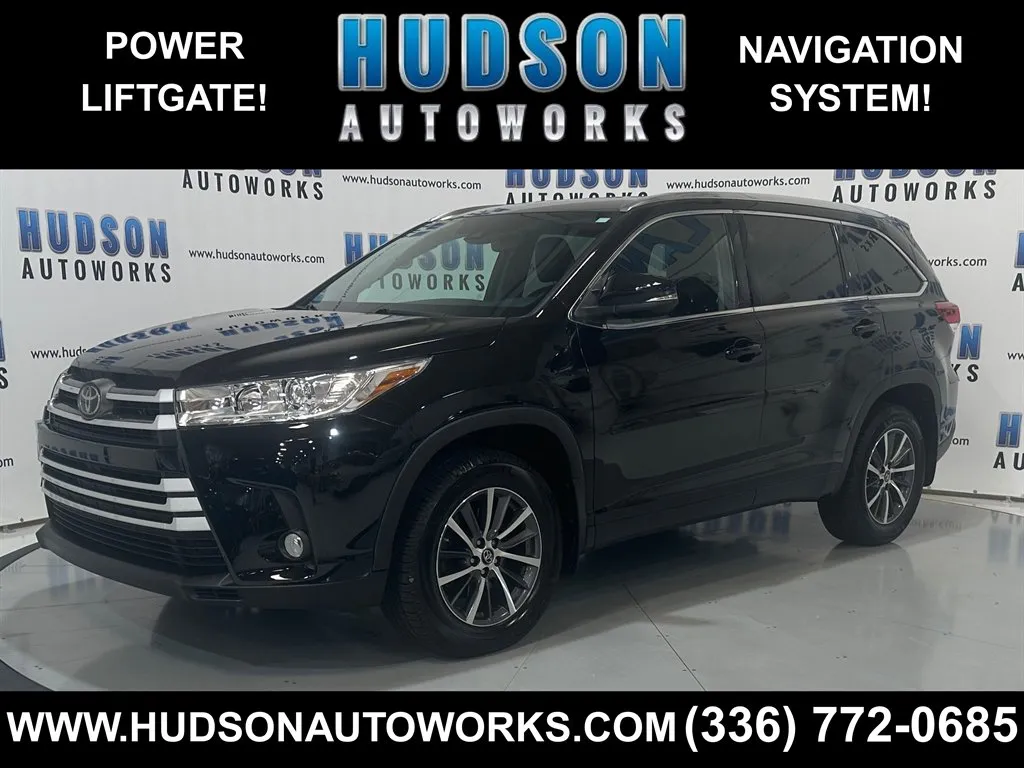 Black 2018 Toyota Highlander XLE for sale in Greensboro, NC
