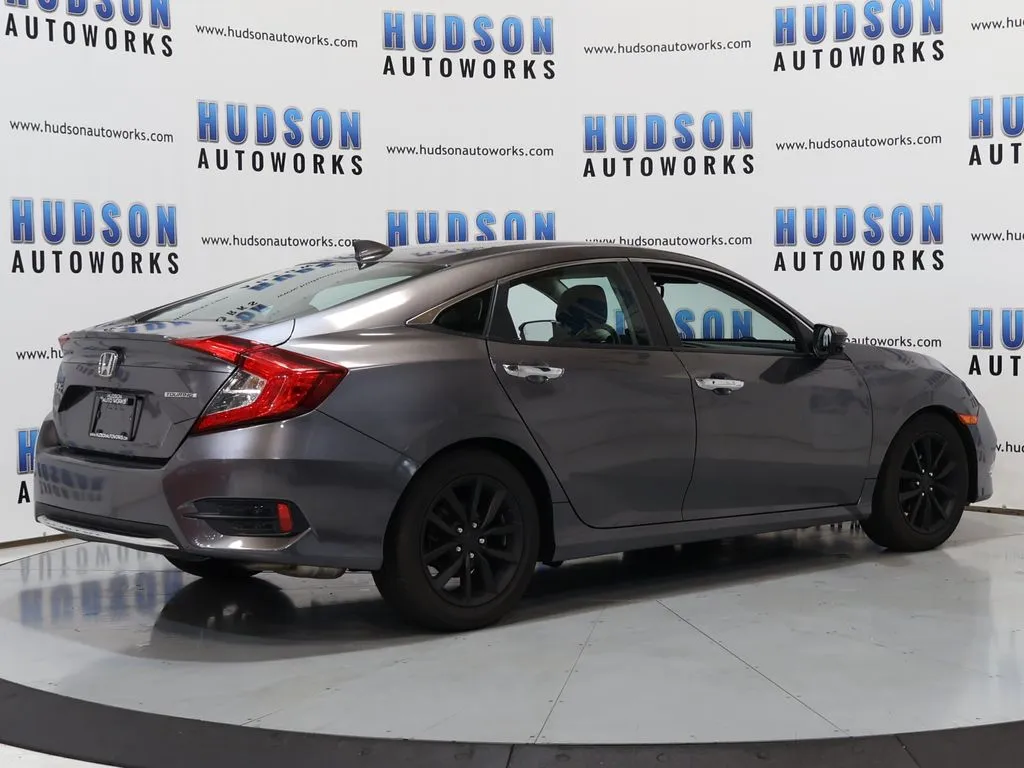 2020 Honda Civic Touring - Photo 6