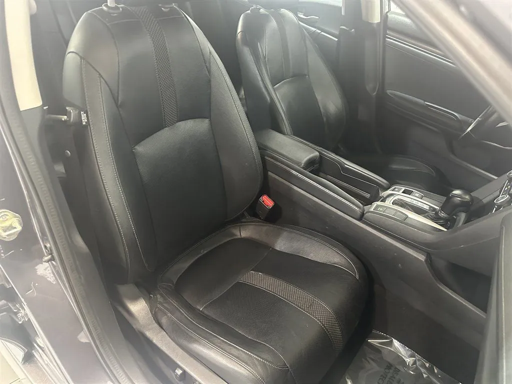 2020 Honda Civic Touring - Photo 29