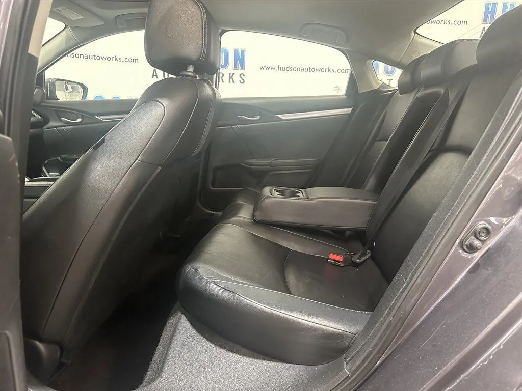 2020 Honda Civic Touring - Photo 25