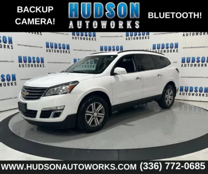 White 2017 Chevrolet Traverse LT for sale in Greensboro, NC