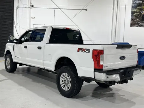 More photos of 2018 Ford F250sd XLT at Hudson Autoworks, NC