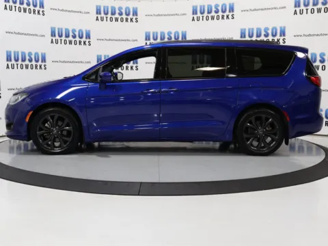 Another view of 2020 Chrysler Pacifica Touring L for sale in Greensboro, NC at Hudson Autoworks