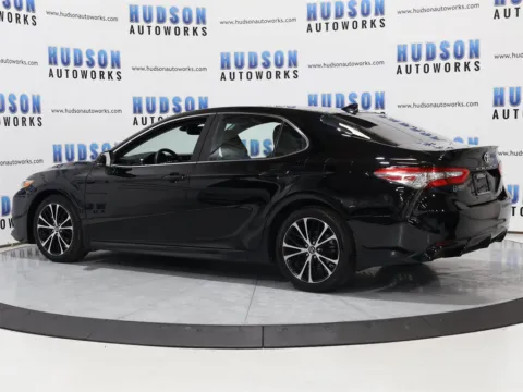 More photos of 2018 Toyota Camry SE at Hudson Autoworks, NC