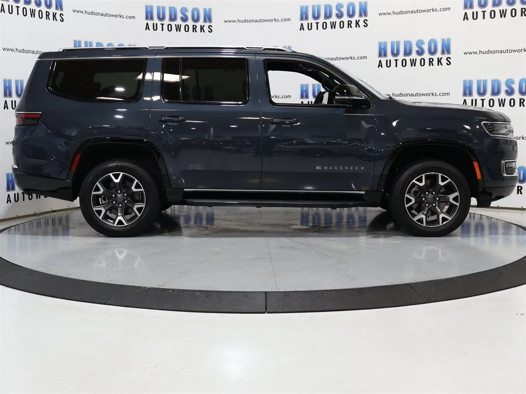 2024 Jeep Wagoneer Series III - Photo 7