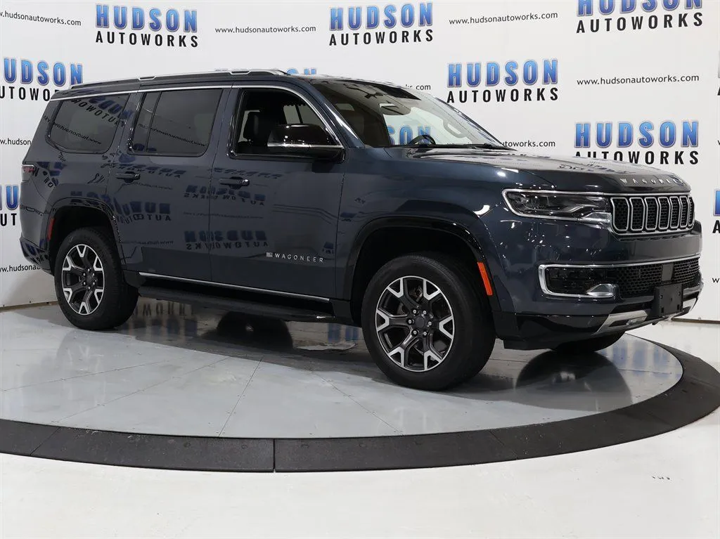 2024 Jeep Wagoneer Series III - Photo 8