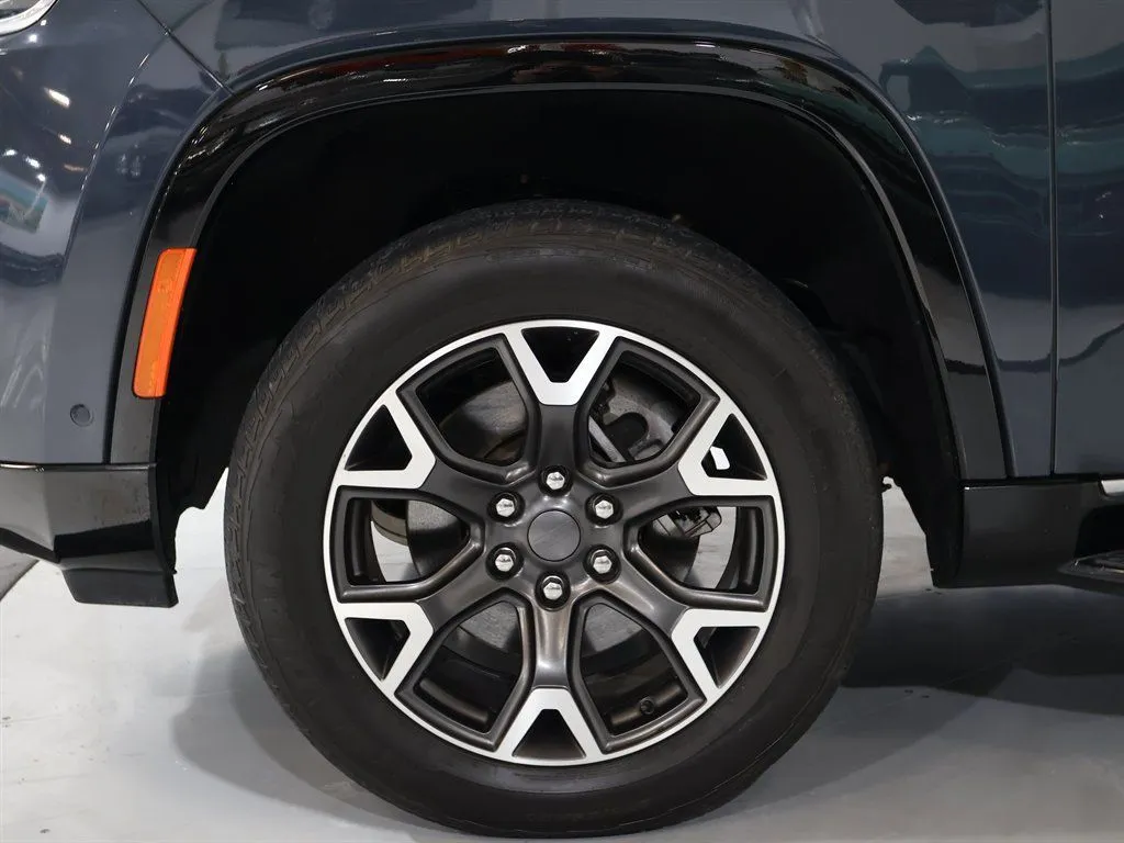 2024 Jeep Wagoneer Series III - Photo 41