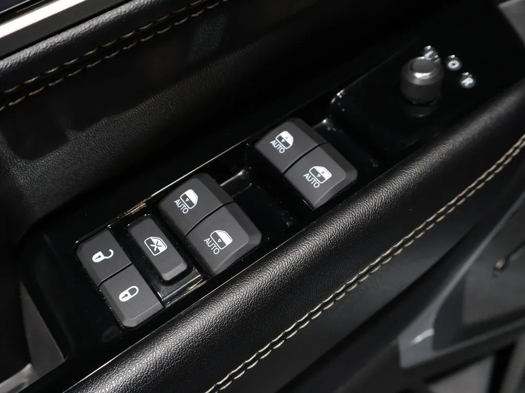 2024 Jeep Wagoneer Series III - Photo 10