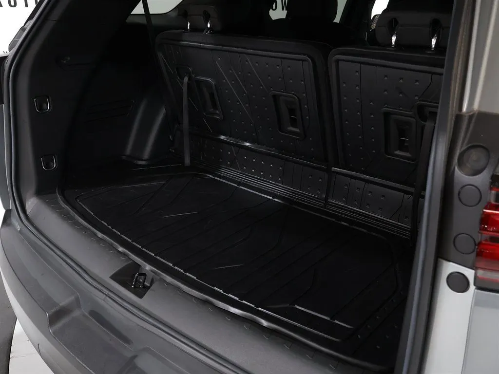 2023 Chevrolet Traverse RS - Photo 34
