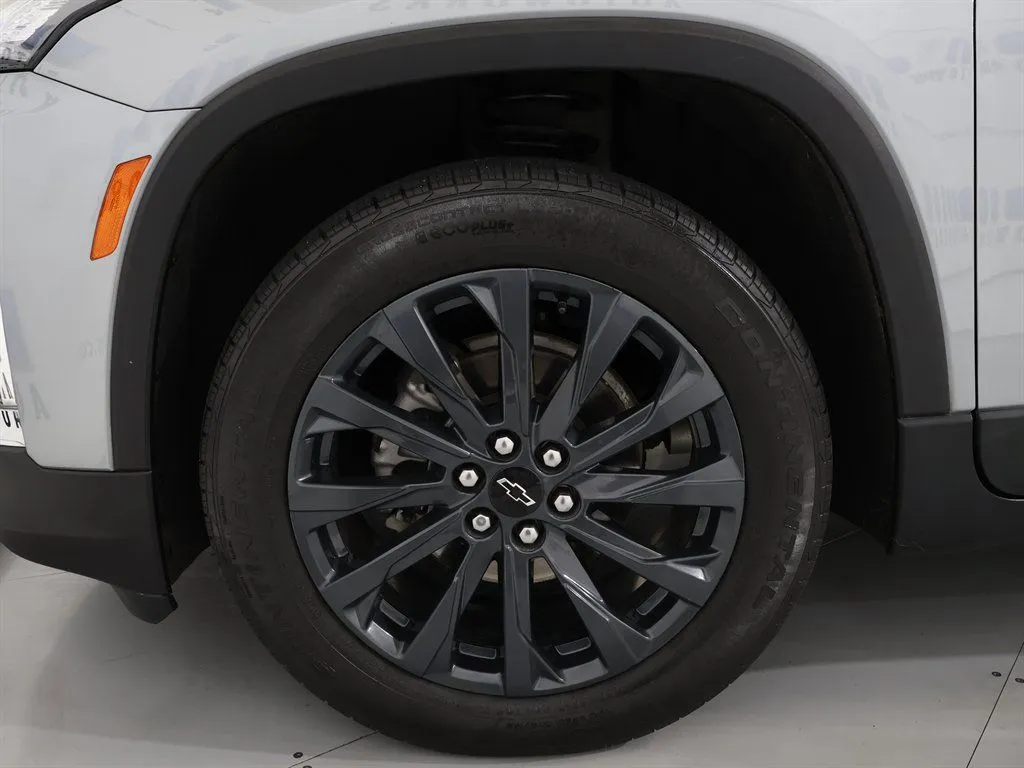 2023 Chevrolet Traverse RS - Photo 44