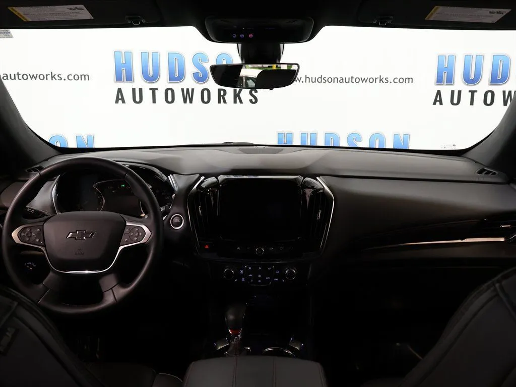2023 Chevrolet Traverse RS - Photo 23