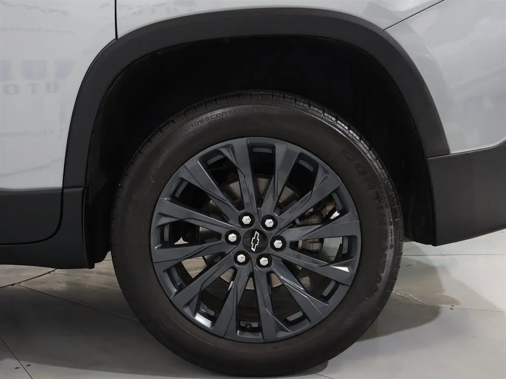 2023 Chevrolet Traverse RS - Photo 43