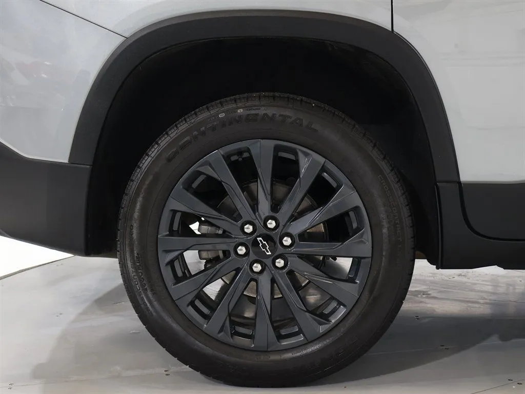 2023 Chevrolet Traverse RS - Photo 42