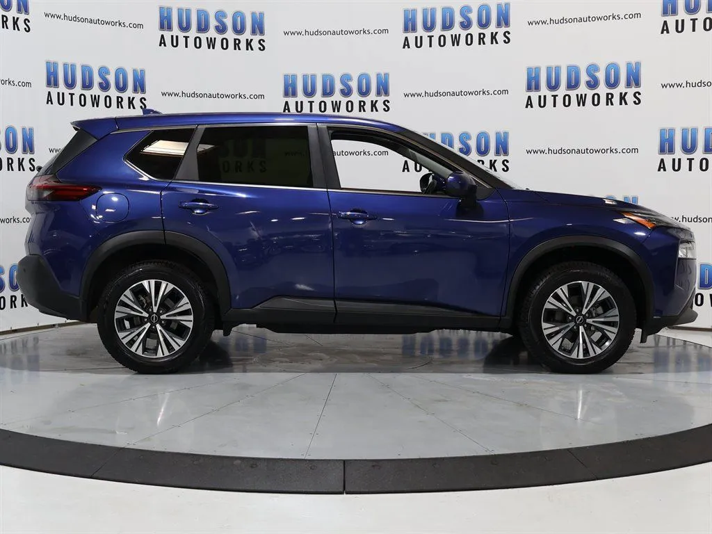 2023 Nissan Rogue SV - Photo 7