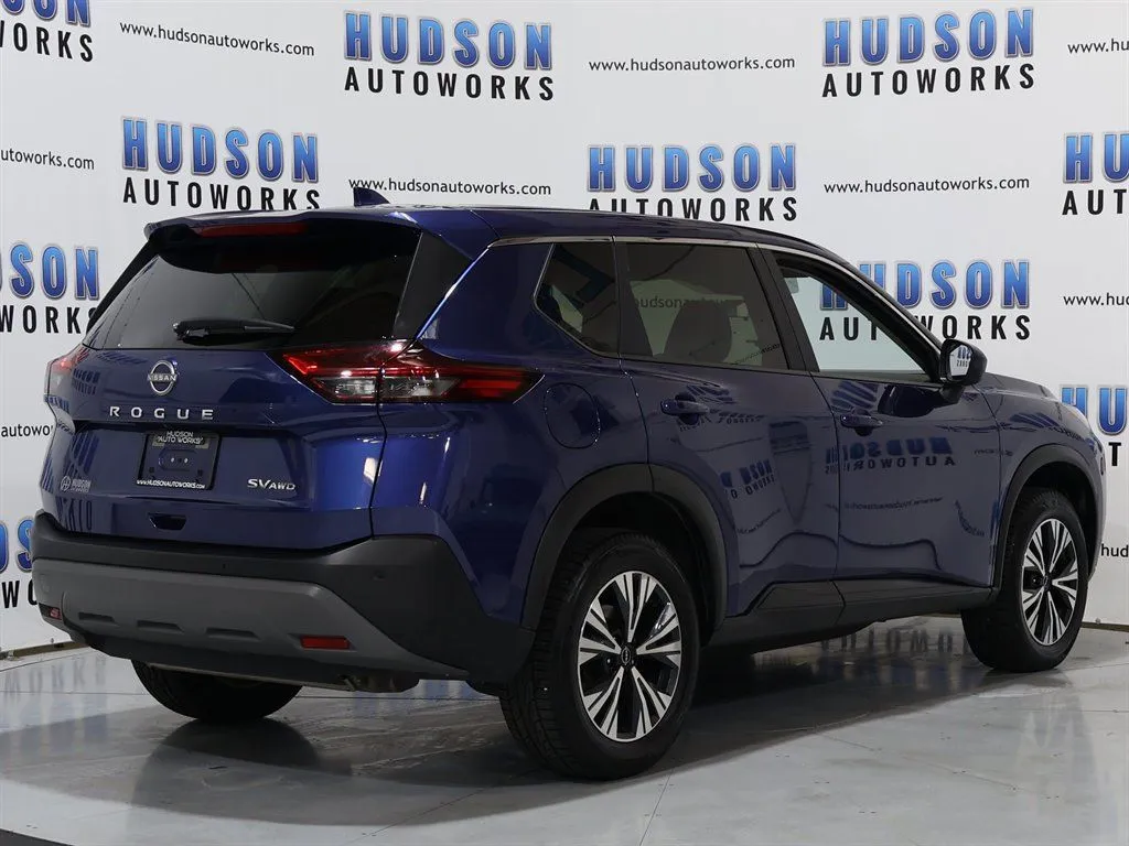 2023 Nissan Rogue SV - Photo 6