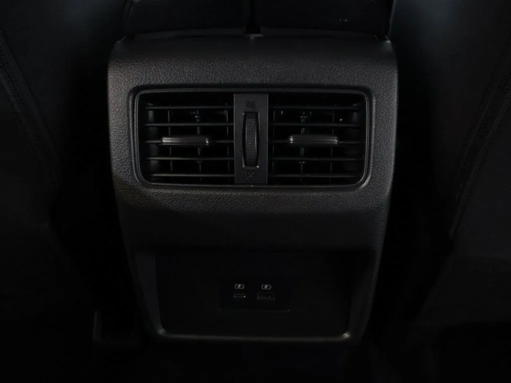 2023 Nissan Rogue SV - Photo 24