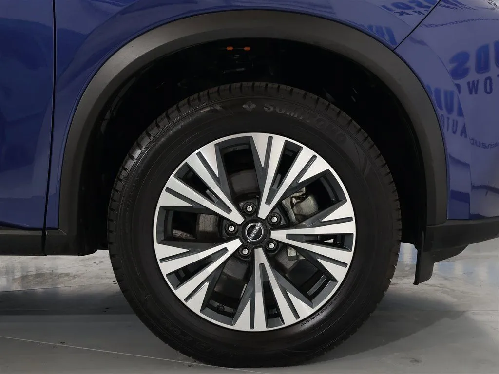 2023 Nissan Rogue SV - Photo 33