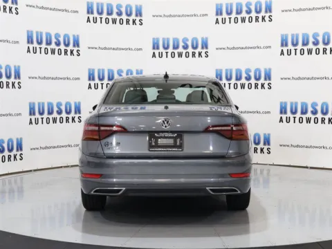 More photos of 2019 Volkswagen Jetta SEL Premium at Hudson Autoworks, NC