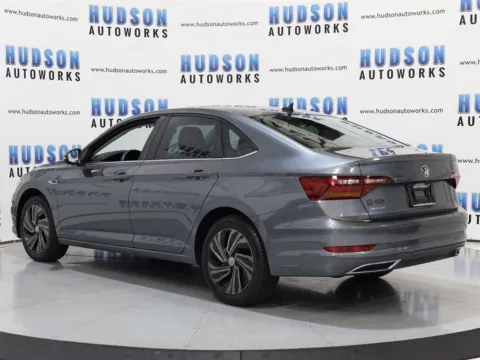 More photos of 2019 Volkswagen Jetta SEL Premium at Hudson Autoworks, NC