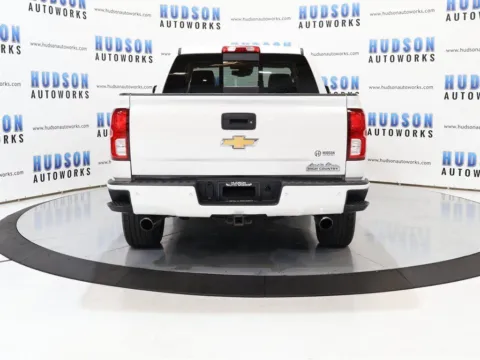 More photos of 2018 Chevrolet Silverado 1500 High Country at Hudson Autoworks, NC