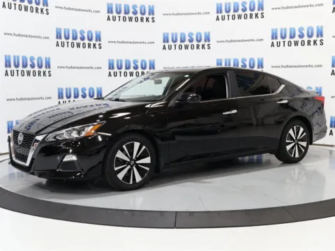 Another view of 2022 Nissan Altima 2.5 SV for sale in Greensboro, NC at Hudson Autoworks