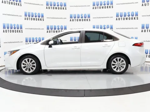 More photos of 2022 Toyota Corolla XLE at Hudson Autoworks, NC