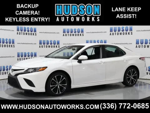 White 2020 Toyota Camry SE for sale in Greensboro, NC